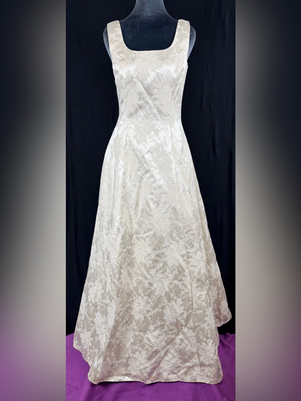 Scott McClintock Dress Damask Jacquard Floral A-Line Ivory Vintage Romance Bride